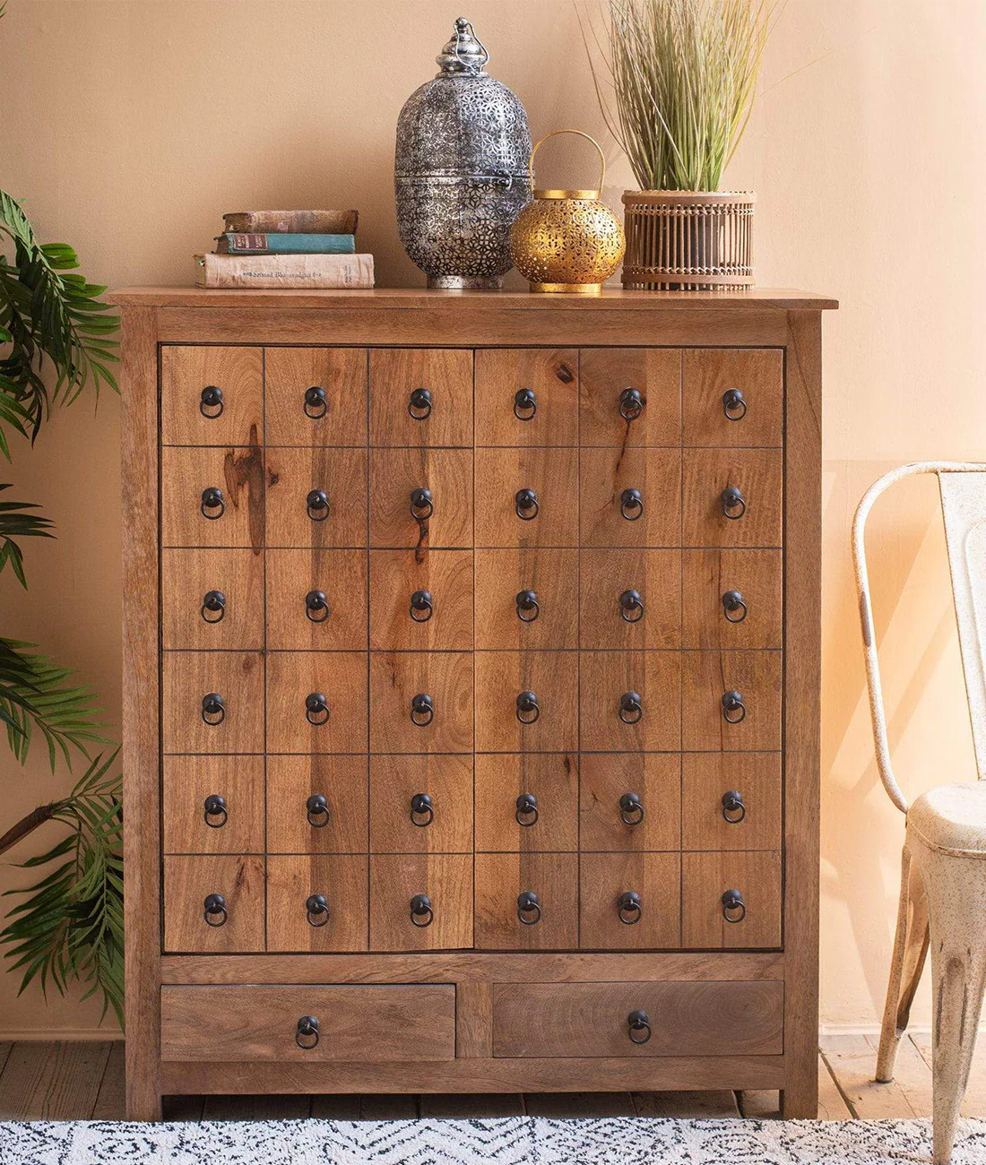 Greta Cabinet