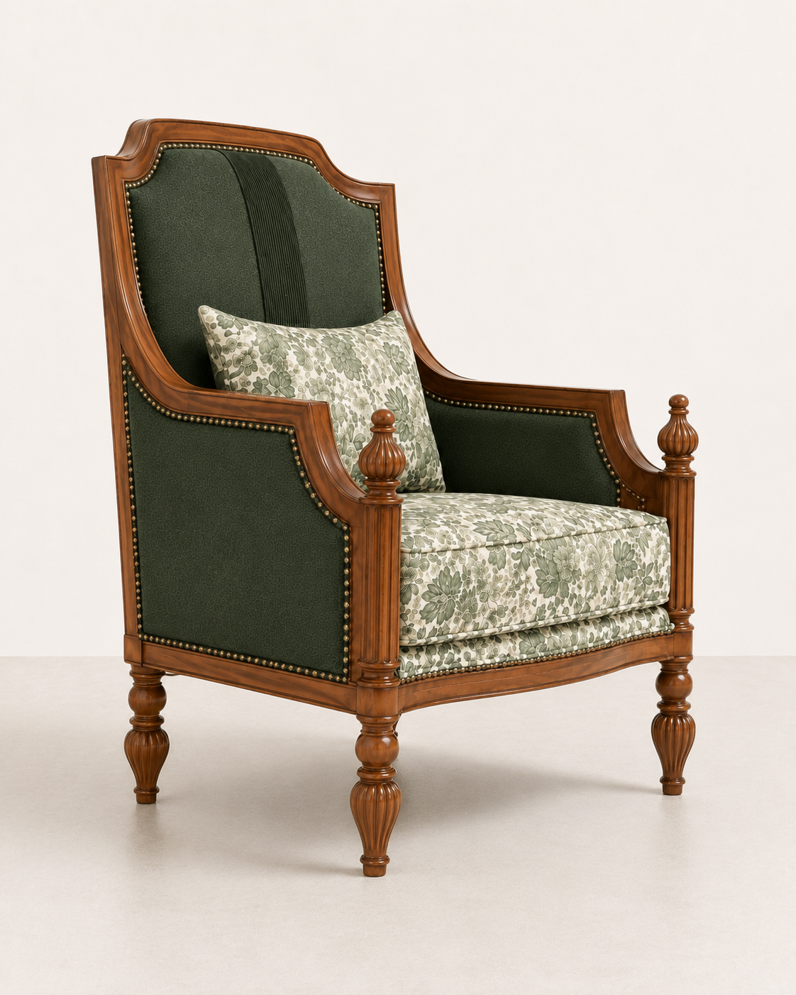 Traditional Floral Upholstered Accent Lounge Chair