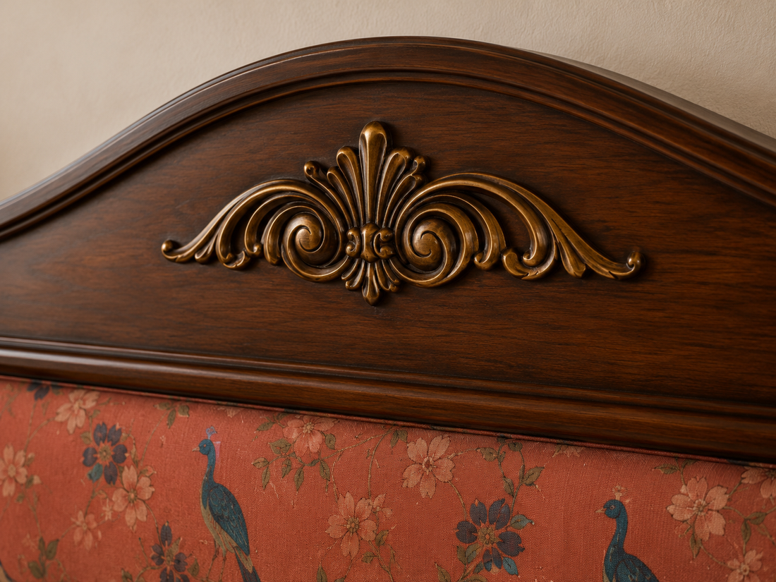Regal Carved Spindle Poster Bed