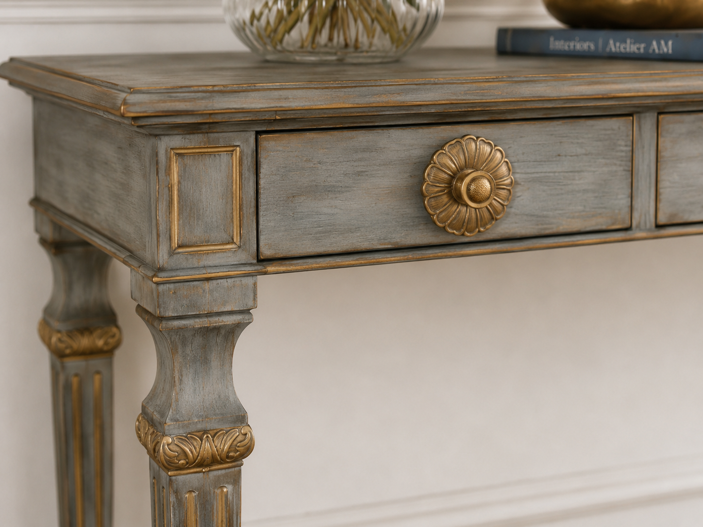 Celestique Console