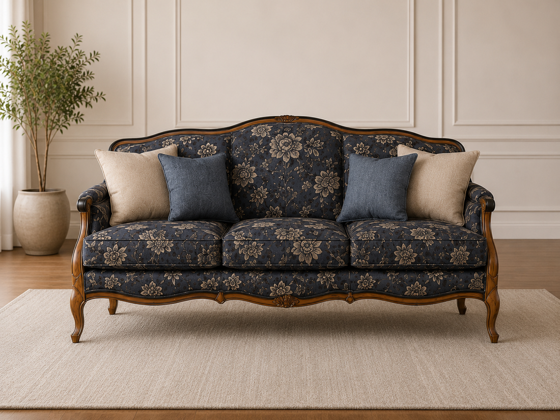 Classic Luxury Wooden Living Room Sofa Set (3+1+1)