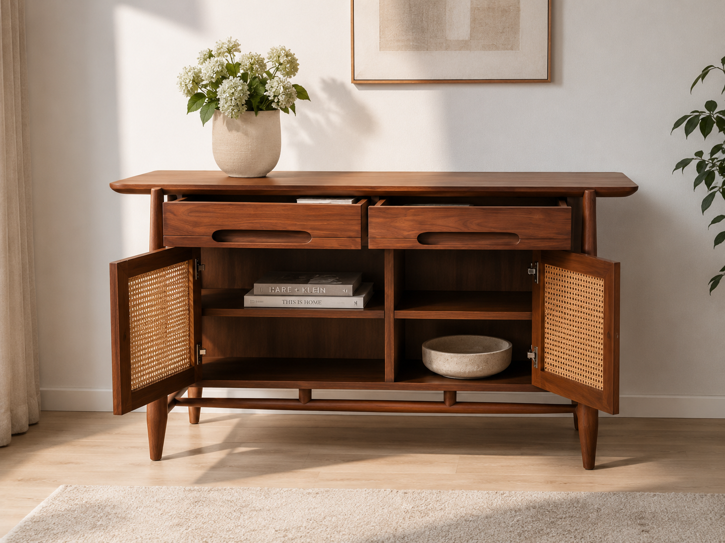 Elaris Sideboard