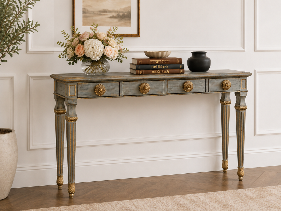 Celestique Console