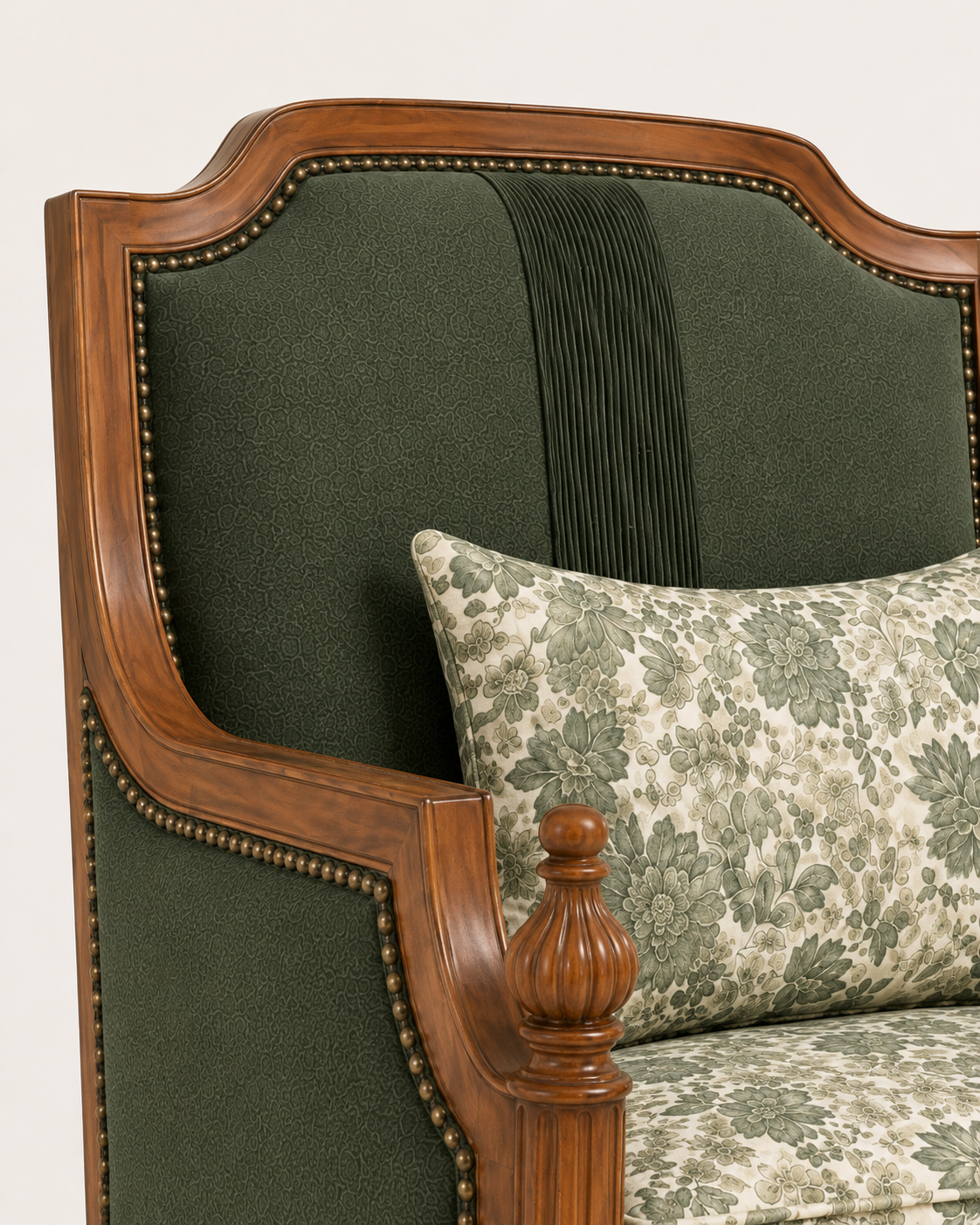 Traditional Floral Upholstered Accent Lounge Chair